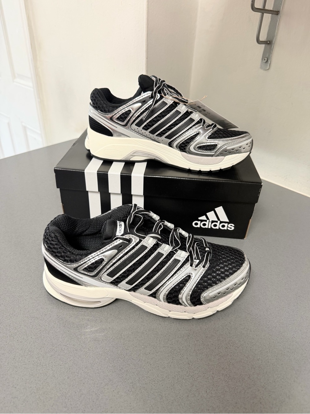 adidas air control 5 Black & Silver Running mesh upper low top lave up Sneakers